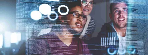 Desarrolladores programan aplicación web