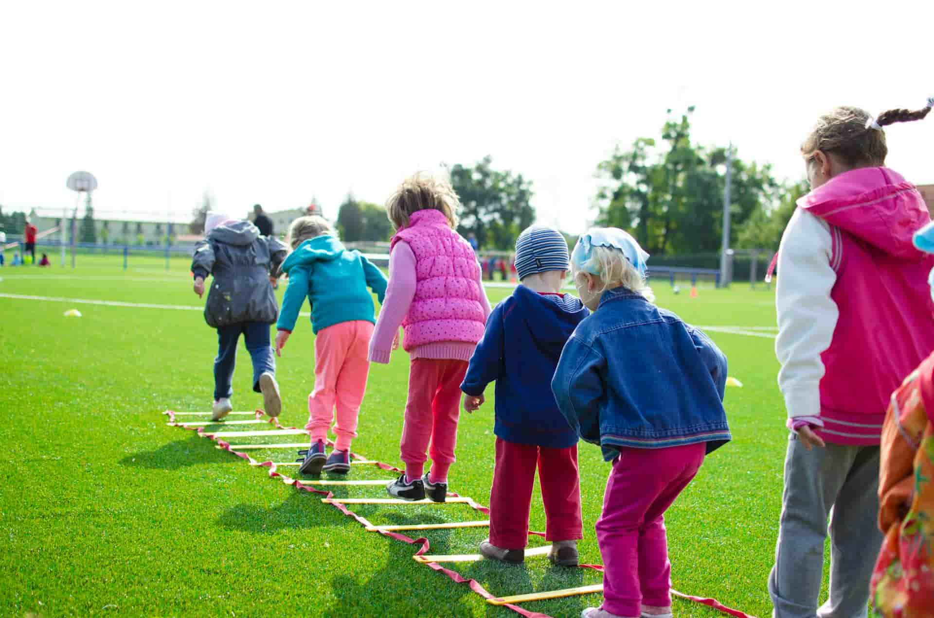 Juegos al aire libre ➡️ Educando de forma divertida | iFP